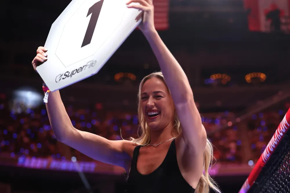 Sophie Cunningham tại UFC 329