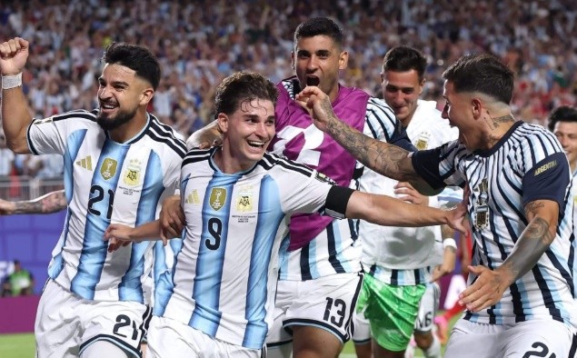 Argentina bộc lộ điểm yếu trong hành trình tiến vào đến bán kết. Ảnh: Getty Images.