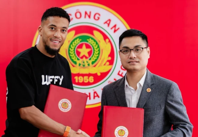 CAHN chiêu mộ David Henen. Ảnh: Fanpage CLB CAHN.
