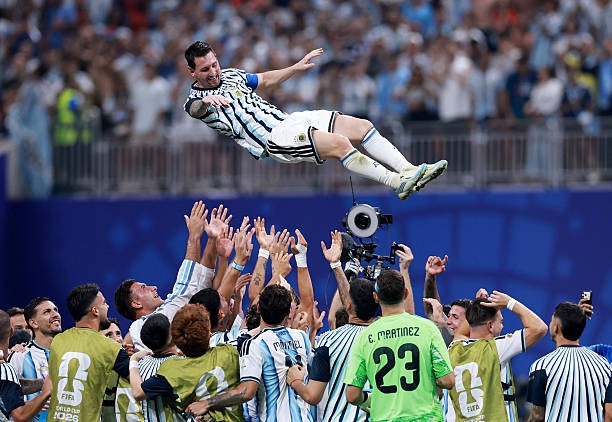 Messi vẫn là linh hồn trong lối chơi Argentina. Ảnh: Getty Images.
