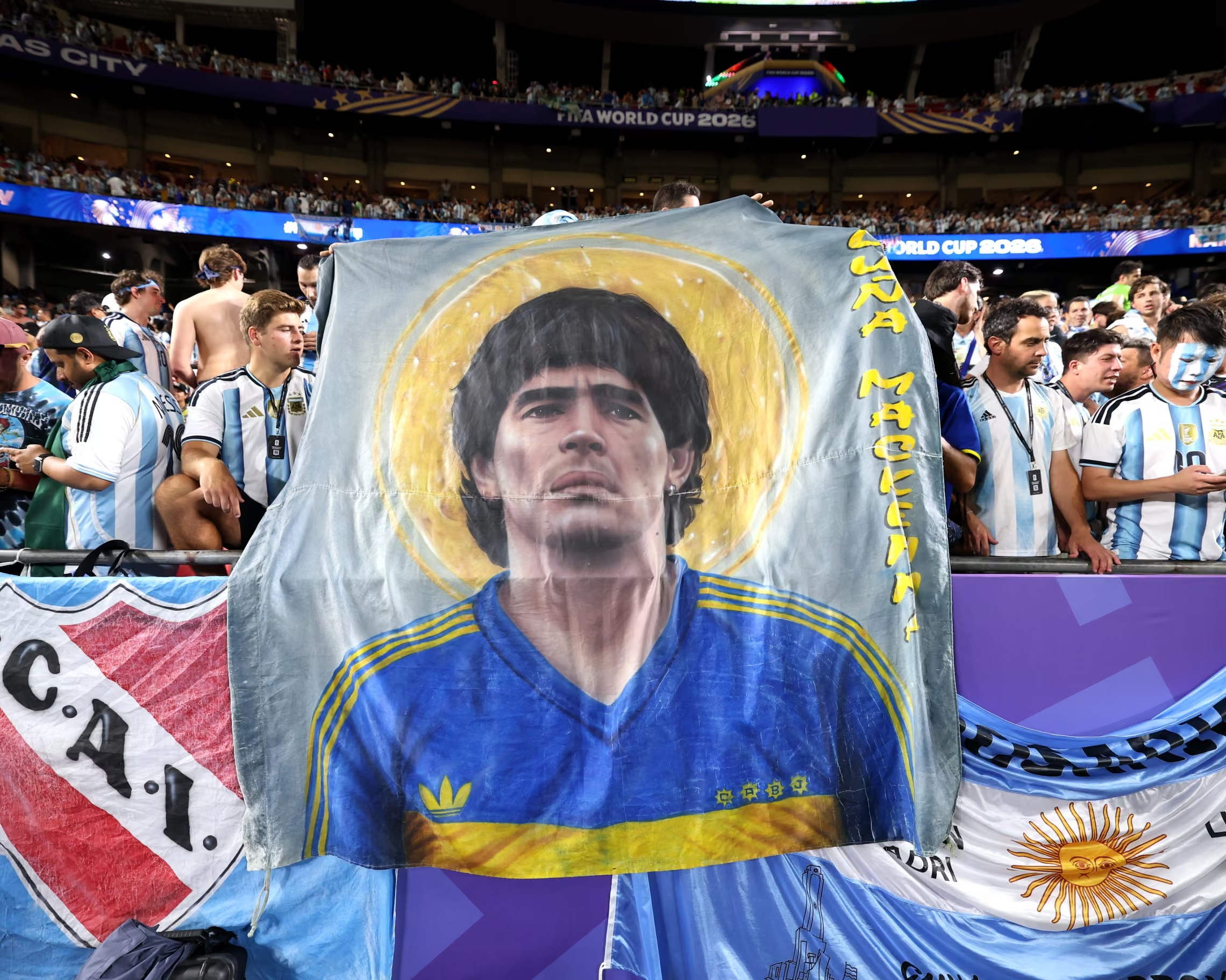 Cái tên Maradona vẫn vang vọng ở World Cup. Ảnh: Getty.