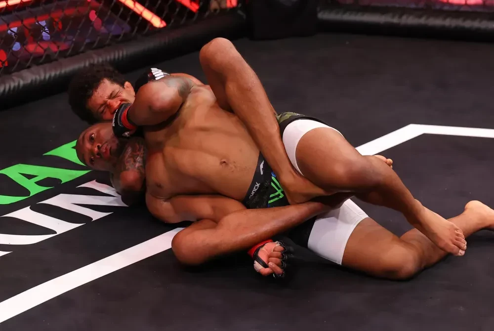 Phumi Nkuta vs Adriano Moraes