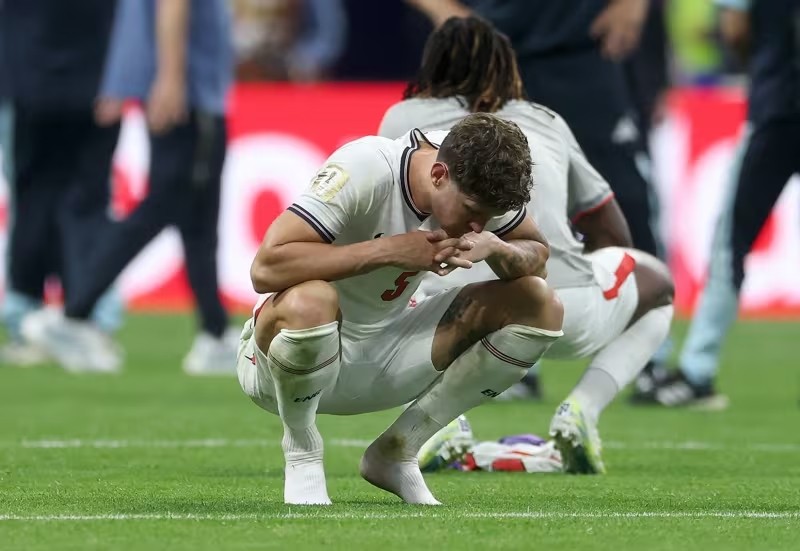 Người Anh thêm một lần nữa phải dừng chân ở bán kết World Cup sau các năm 1990 và 2018. Ảnh: FIFA.com.