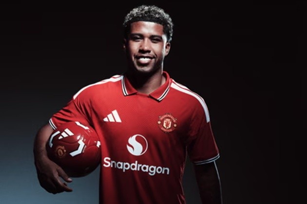 Santos sẽ được chú ý ở trận đấu. (Ảnh: Trang chủ Man Utd)