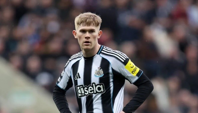 Hall không còn mặn mà với Newcastle. Ảnh: Getty.