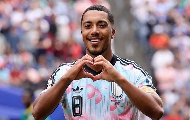 NHM Man United tỏ ra hào hứng với thương vụ Youri Tielemans. Ảnh: Getty Images.