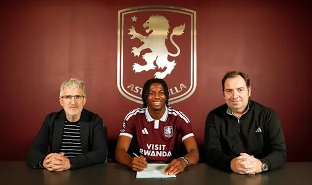 Mazambi chính thức đến Villa. (Ảnh: Trang chủ Aston Villa)