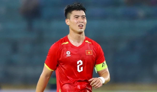 Duy Mạnh rút lui vì chấn thương. Ảnh: Znews.vn