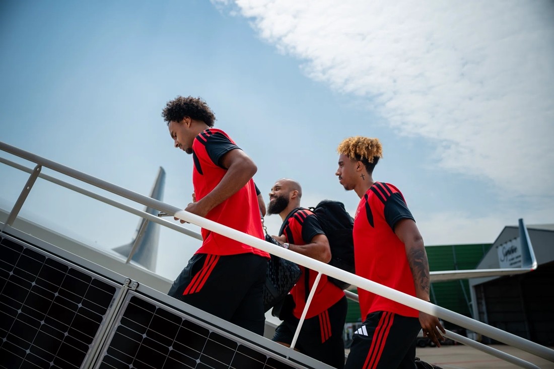 Dàn sao Man Utd lên đường đến Helsinki. Ảnh: Manchester United FC.