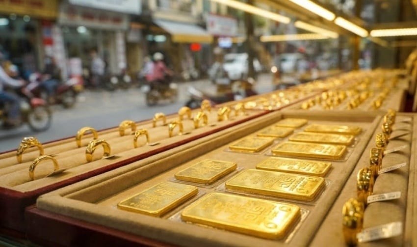Đối với dòng vàng trang sức, nữ trang, giá nguyên liệu chưa tính công chế tác hôm nay dao động từ 4,70 triệu đồng/chỉ (đối với vàng tây 10K) cho đến 14,65 triệu đồng/chỉ (đối với vàng ta 24K).

