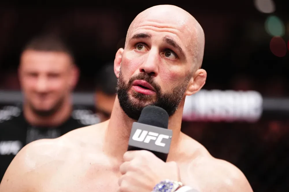 Volkan Oezdemir phản ứng sau chiến thắng knock-out