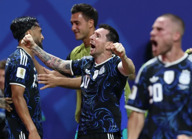 Messi của Argentina chạm trán Tây Ban Nha ở chung kết. Ảnh: Getty.
