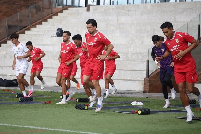 Cầu thủ Indonesia được dặn không đặt nặng áp lực danh hiệu. Ảnh: Bola.