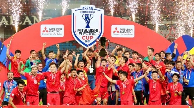Tuyển Việt Nam bước vào ASEAN Cup với cương vị nhà đương kim vô địch. Ảnh: VNExpress.