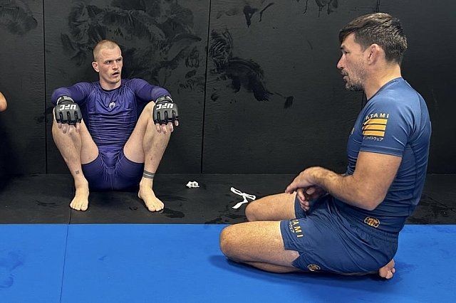 Demian Maia và Ian Garry