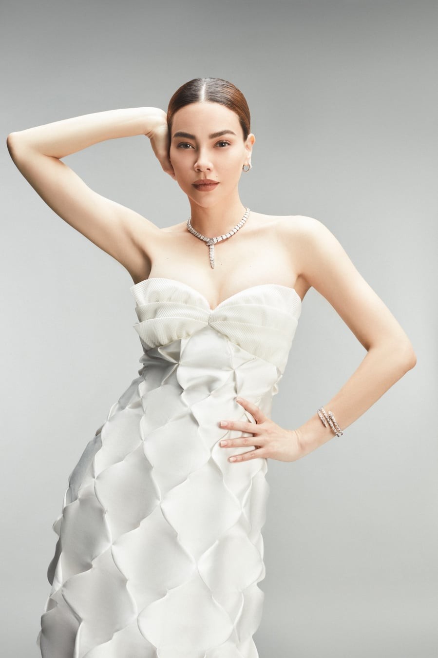 Cô hiện nay có chỗ đứng vững chắc trong giới showbiz