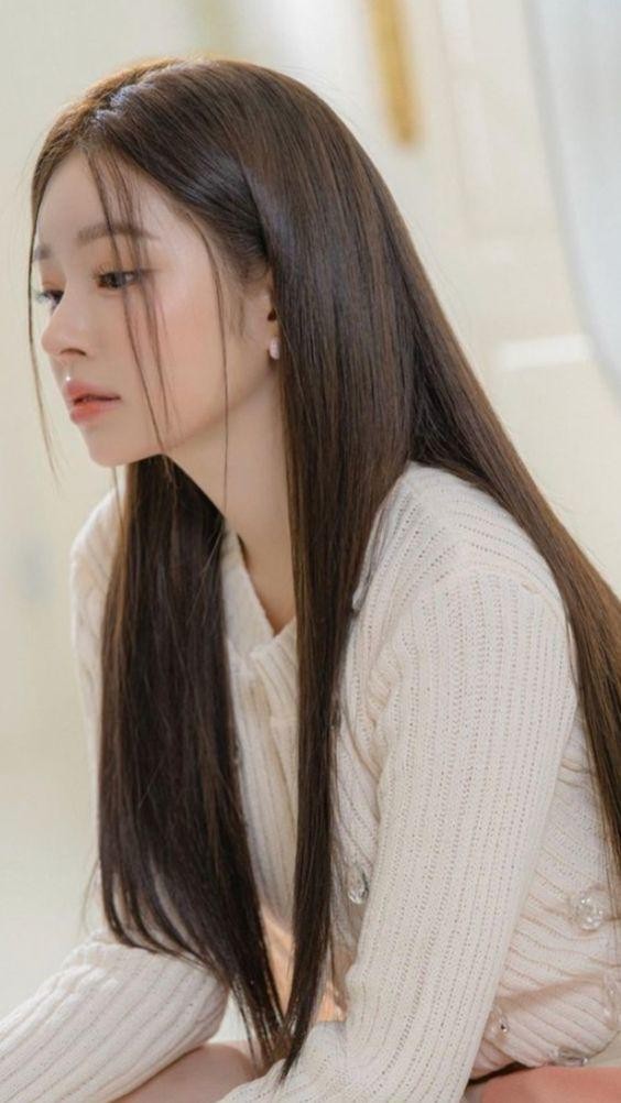 Khi kết hợp với mật ong, hỗn hợp này có thể giúp làm dịu vùng da đang nổi mụn và hỗ trợ cải thiện tình trạng thâm sau mụn.