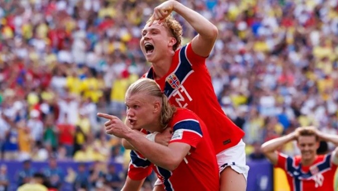 Haaland tỏa sáng tại kỳ World Cup và thu hút được lượng fan đông đảo. Ảnh: Getty Images.