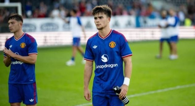 Harry Amass chơi ấn tượng trước Rosenborg. Ảnh: Getty Images.