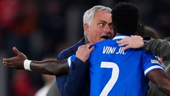 Mourinho muốn giữ chân Vini. Ảnh: Getty Images.