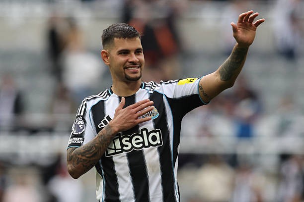 Bruno Guimaraes nằm trong tầm ngắm của Newcastle United. Ảnh: Getty Images