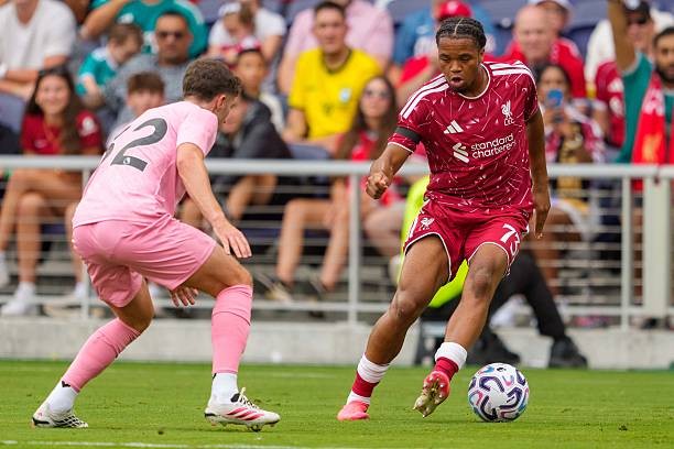 Không ít CĐV Liverpool đã bắt đầu quan ngại về Ngumoha. Ảnh: Getty Images. 