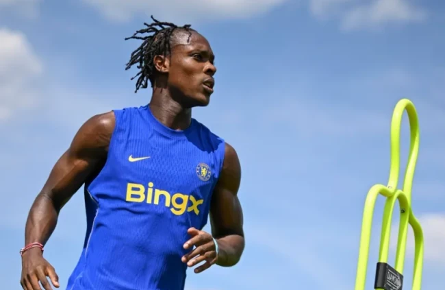 Emmanuel Emegha dính chấn thương gân kheo. Ảnh: Getty.