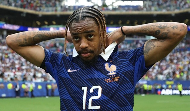 PSG đang muốn 170 triệu euro cho Barcola. (Ảnh: Getty Images(