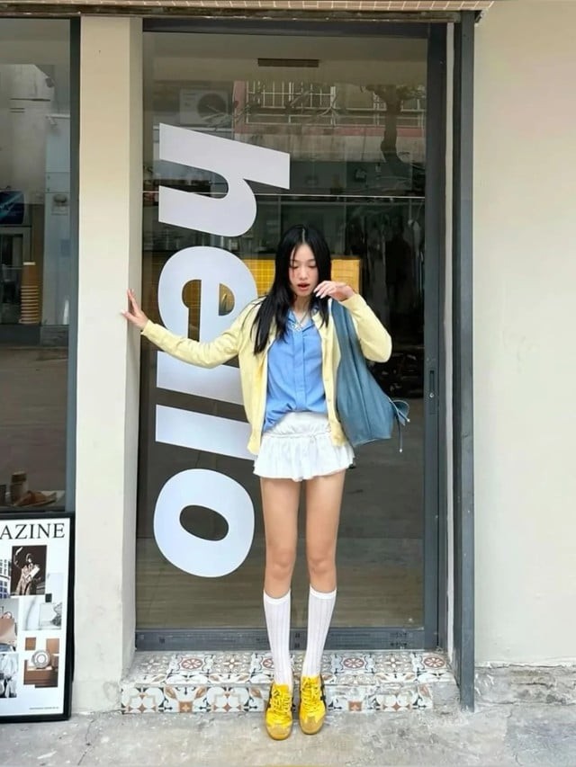 Một lựa chọn khác là phối đồ theo kiểu nhiều lớp.
