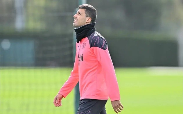 Rodri tới Madrid để điều trị chấn thương lưng. (Ảnh: Sports.yahoo)
