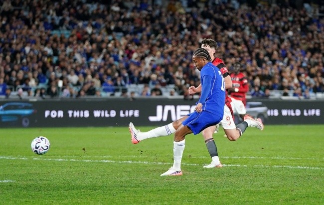 Pedro ghi 3 bàn cho Chelsea. Ảnh: Sky Sports.