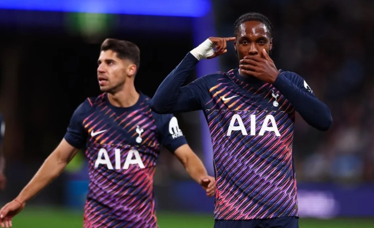 Mathys Tel ghi bàn cho Tottenham Hotspur trước Sydney FC. Ảnh: Tottenham Hotspur.