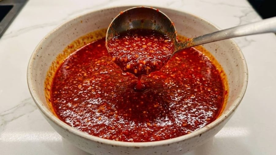 Bạn có thể nấu sốt Thái rồi để nguội, bảo quản trong tủ lạnh để dùng dần.