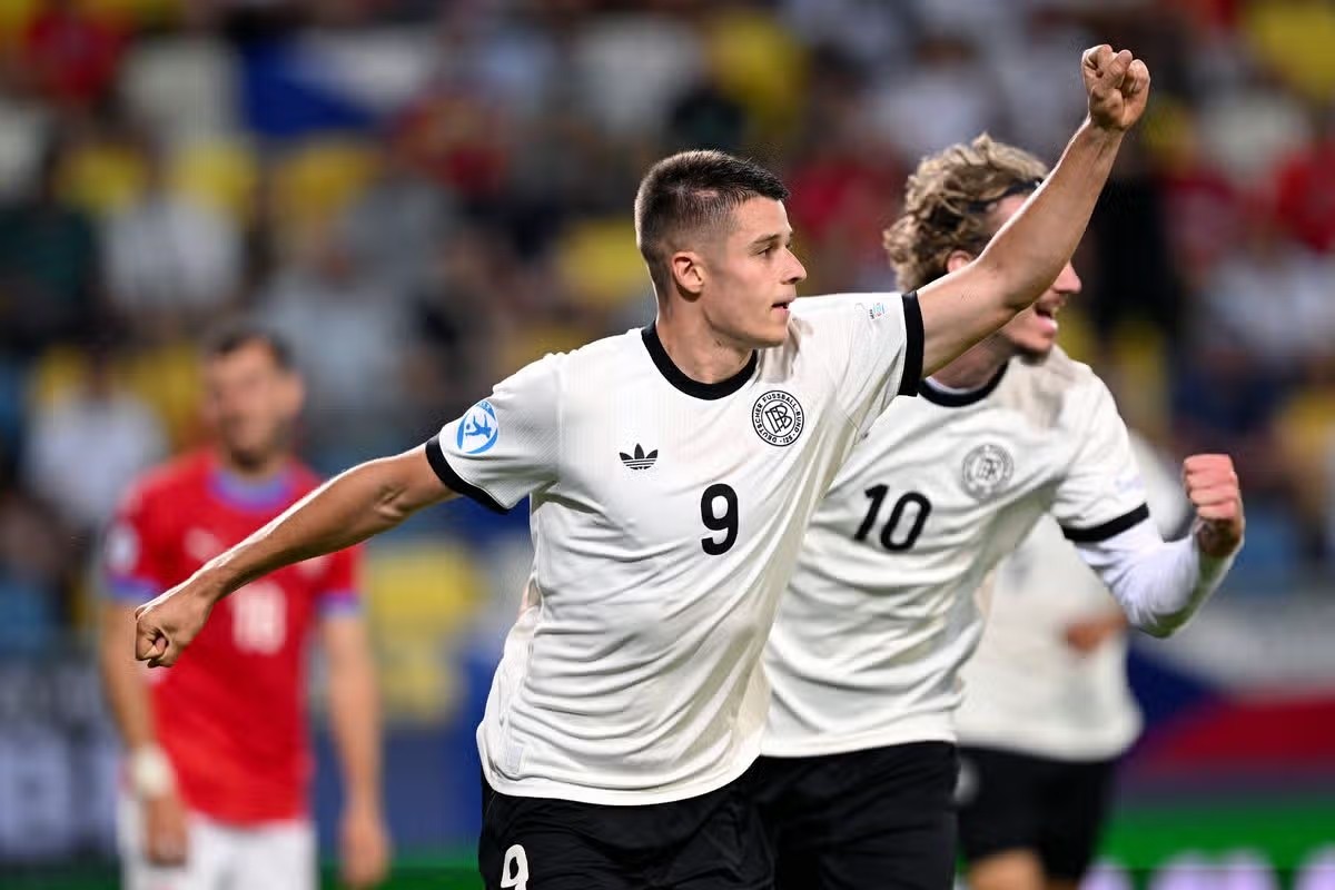 Nicolo Tresoldi trong màu áo đội tuyển U21 Đức. Ảnh: UEFA.
