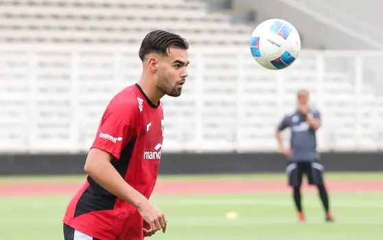Raven là một tài năng sáng giá của bóng đá Indonesia. Ảnh: Bola.