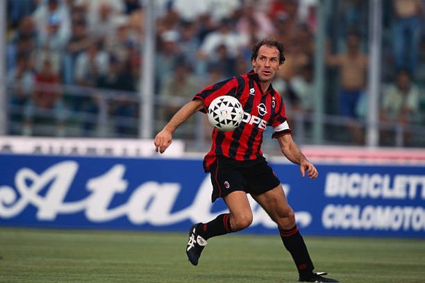 Baresi là một huyền thoại vĩ đại của bóng đá Ý. Ảnh: Getty Images. 