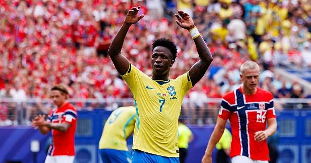 Vinicius Junior không vội gia hạn với Real. Ảnh: Getty Images.