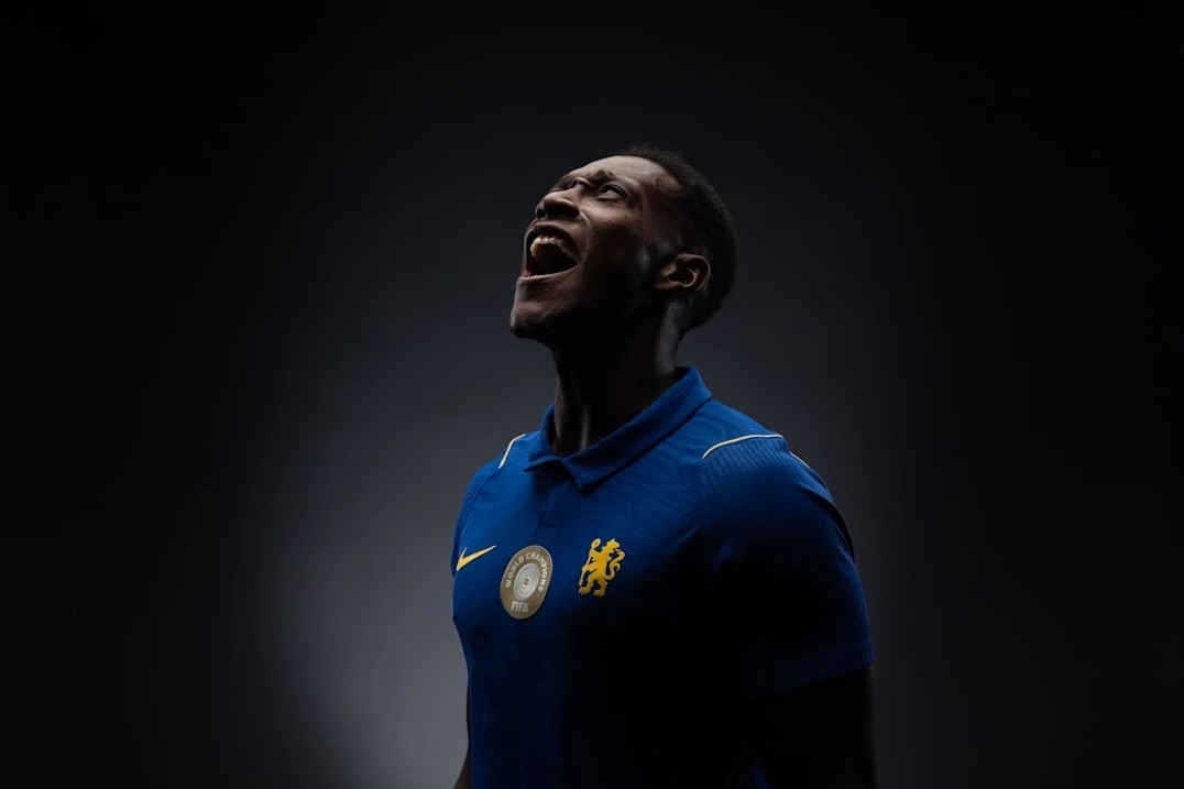 Danny Welbeck chính thức cập bến Chelsea. Ảnh: Chelsea FC.