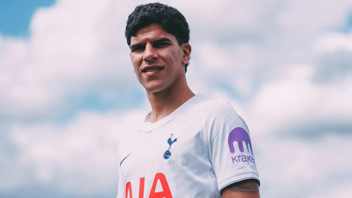 Mateus Fernandes lên tiếng giải thích nguyên nhân gia nhập Tottenham. Tottenham Hotspur FC.