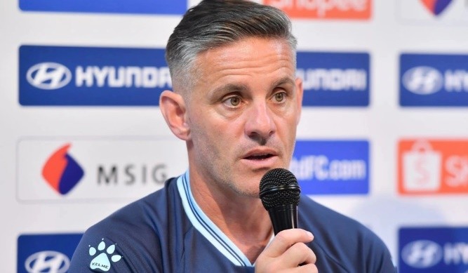 HLV John Herdman đang mang đến một lối chơi hiệu quả cho tuyển Indonesia. Ảnh: ASEAN United FC.
