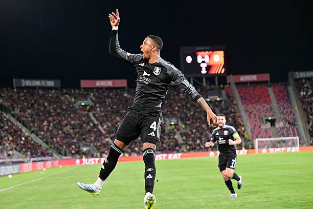 Konsa lọt vào tầm ngắm của Arsenal. Ảnh: Getty Images. 