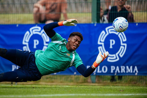 Suzuki đang cân nhắc cơ hội gia nhập PSG. Ảnh: Getty Images. 