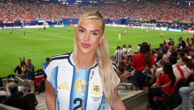  Kelci-Rose Bowers theo sát chồng tại World Cup 2026. Ảnh: Instagram.