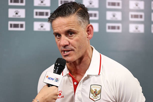 Huấn luyện viên John 