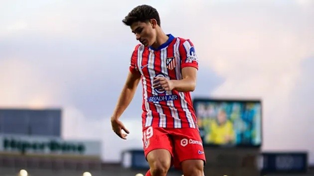 Tiền đạo Argentina khó rời Atletico. (Ảnh: Sports.yahoo)