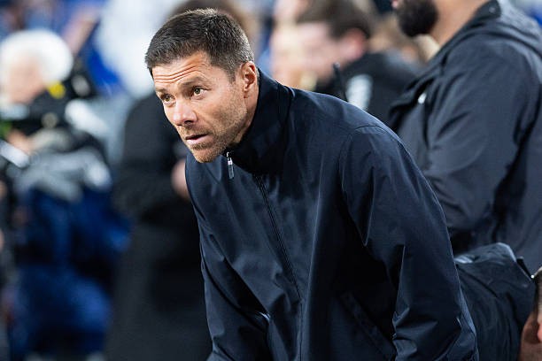 Xabi Alonso đang hướng các học trò đến sự ổn định. Ảnh: Getty Images