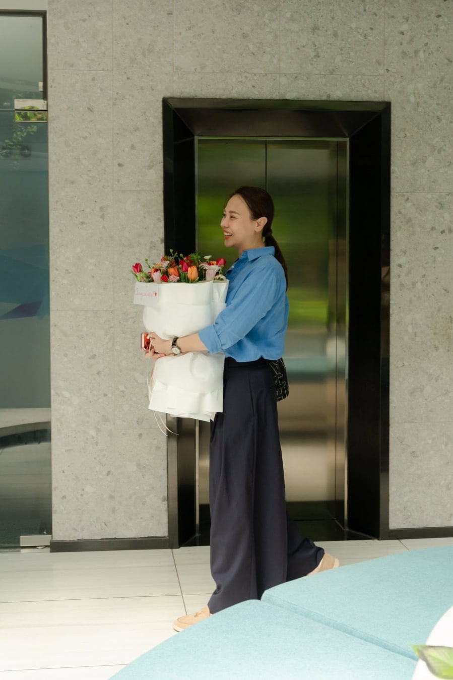 Kiểu quần này mang lại cảm giác thoải mái, đồng thời giúp vóc dáng trông cao ráo và cân đối hơn.