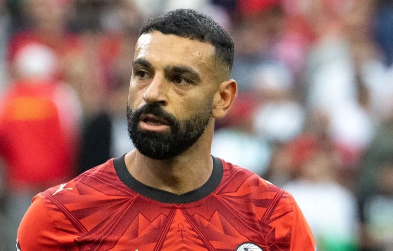 Salah chuẩn bị cập bến Trabzonspor. Ảnh: Getty.
