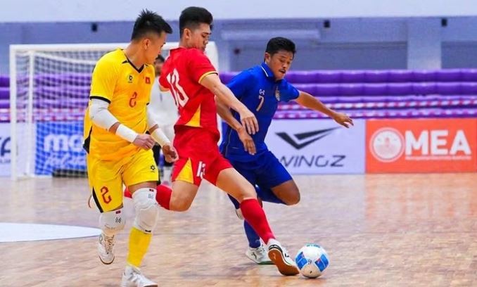 Futsal Việt Nam có màn trình diễn quả cảm trước Thái Lan. Ảnh: VFF.