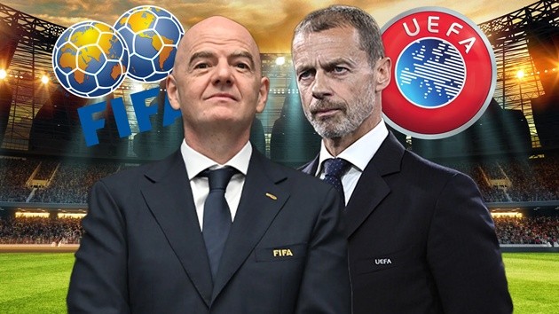 Infantino đã xin lỗi về những sai sót trong đề xuất bán World Cup. (Ảnh: The Sun)
